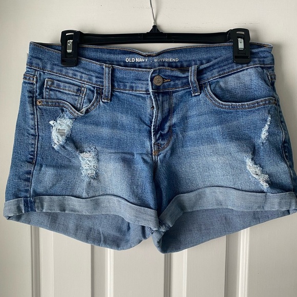Old Navy Women’s Boyfriend Style Jean Shorts Size 4 - Picture 1 of 6